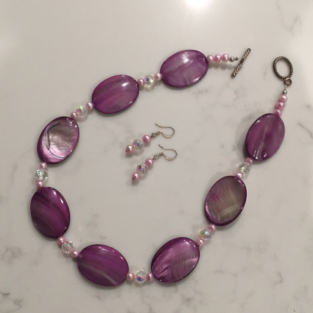 Iridescent Pink Stone Necklace Set